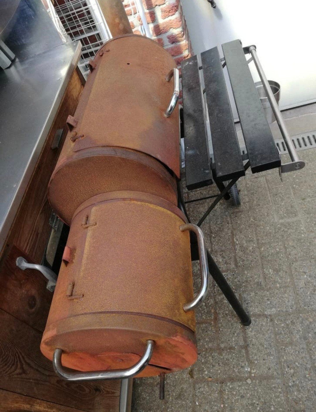 Barbecue houtskool, Ophalen