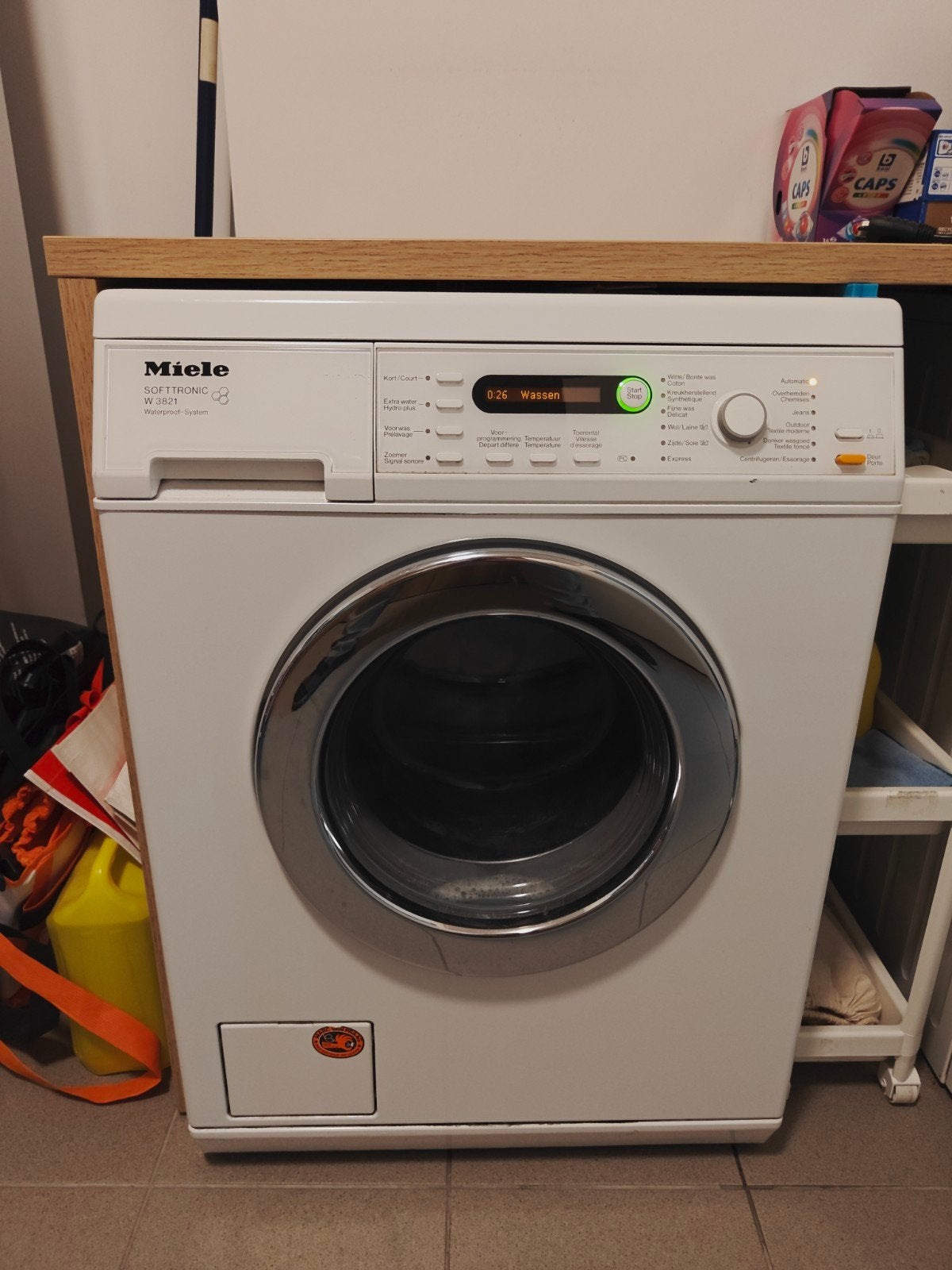 Machine à laver Miele W3821, 1200 à 1600 tours, 6 à 8 kg, 85 à 90 cm, Programme lavage à la main
