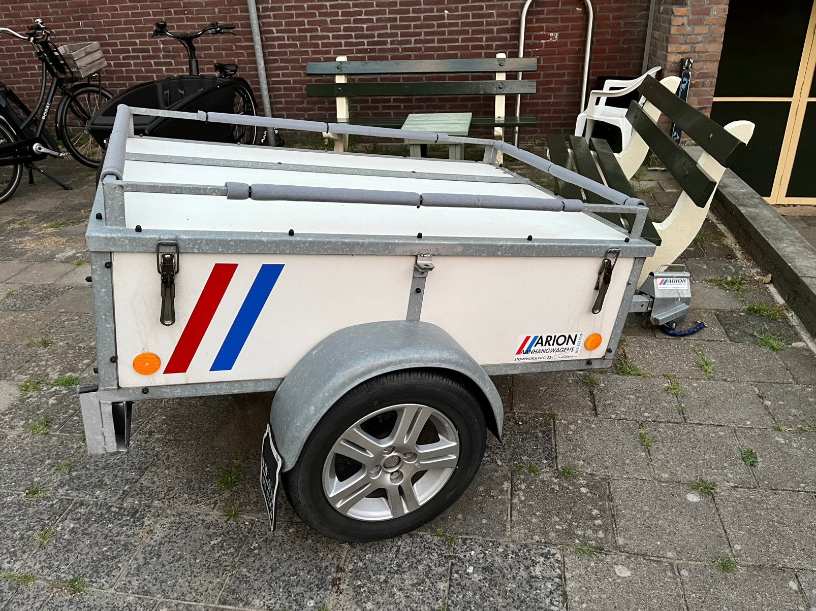Aanhanger Arion ,Ideaal voor extra bagage, Enlèvement, Comme neuf