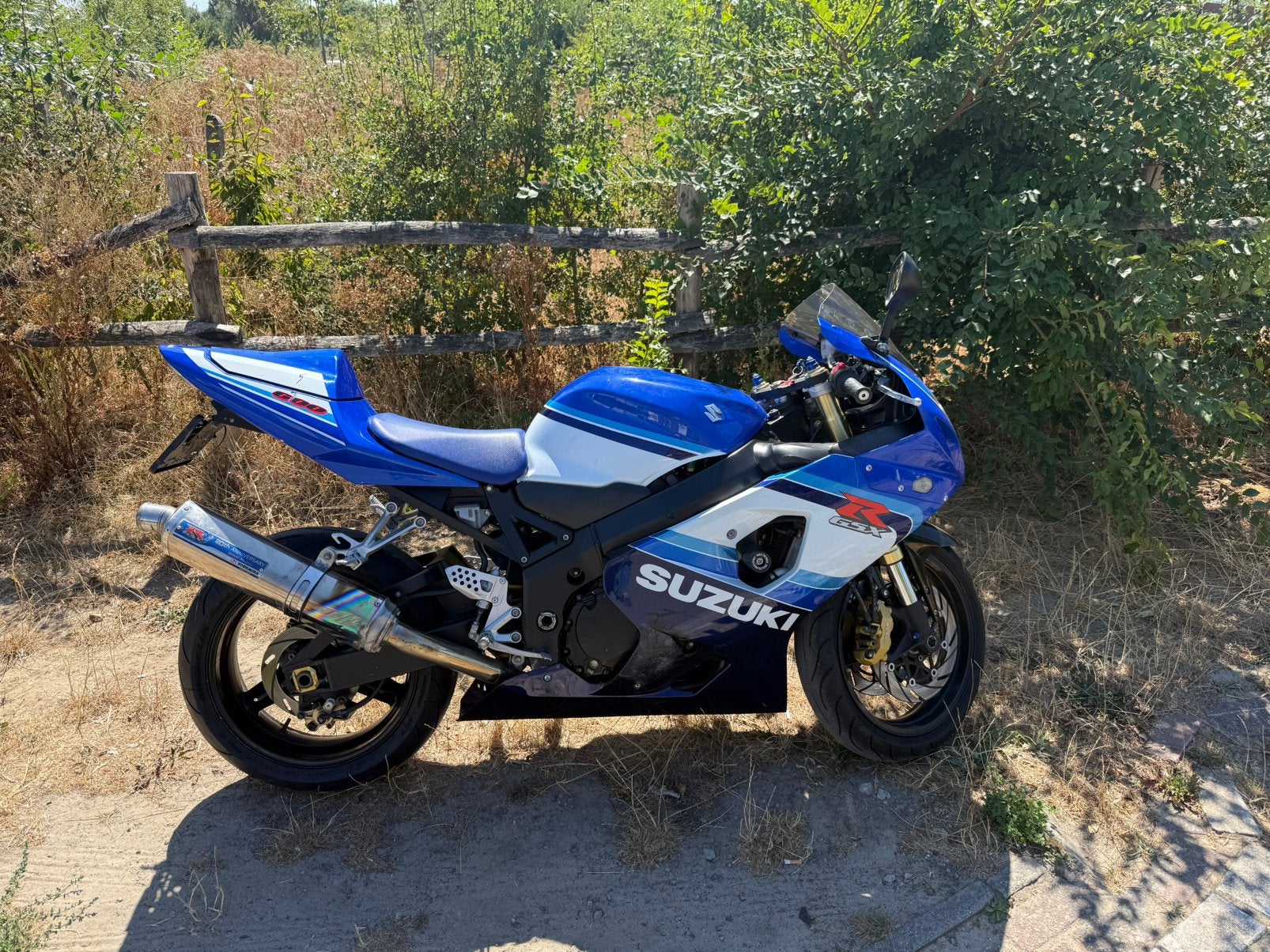 Suzuki GSX-R 600 20th anniversary, Motoren, Particulier