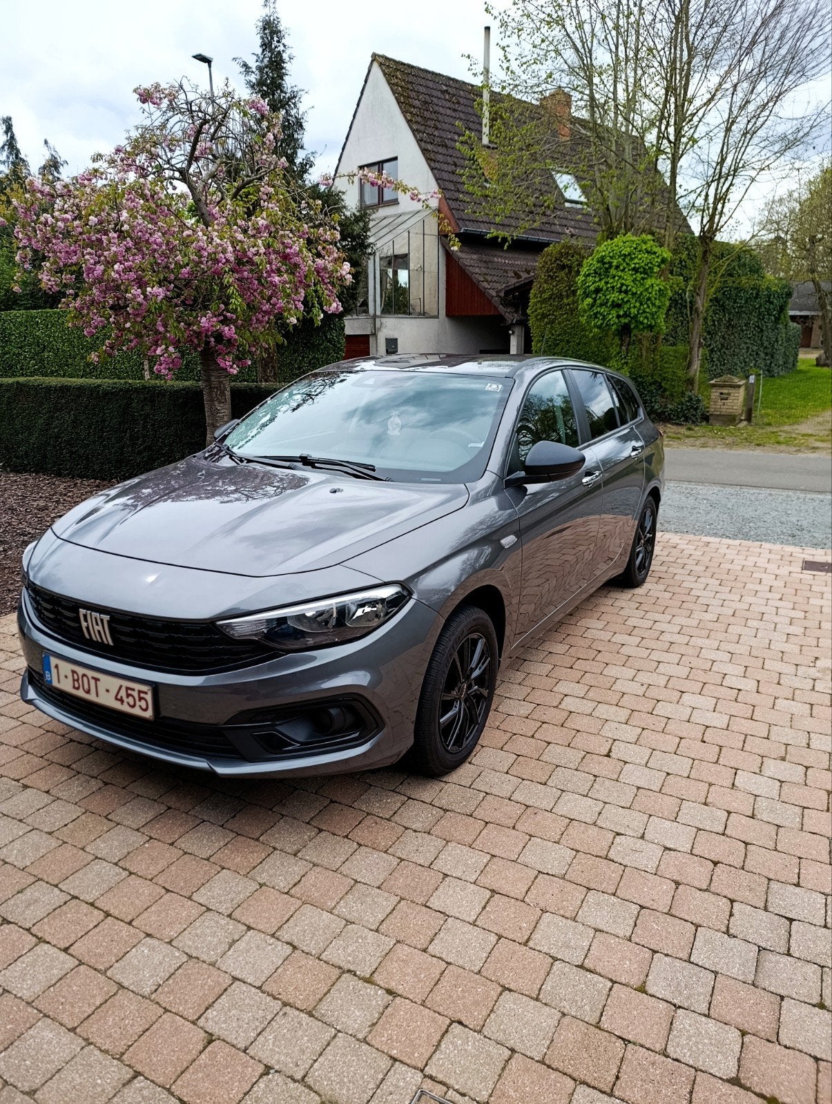Passe essence Fiat Tipo SW 1.0 44500 km, Argent ou Gris, Achat, Boîte manuelle, Entretenue par le concessionnaire