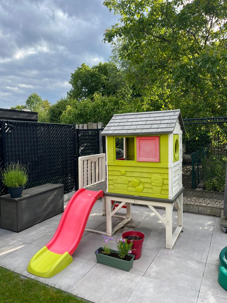 Smoby speelhuisje met glijbaan, Kinderen en Baby's, Speelgoed | Buiten | Speelhuisjes, Ophalen, Zo goed als nieuw