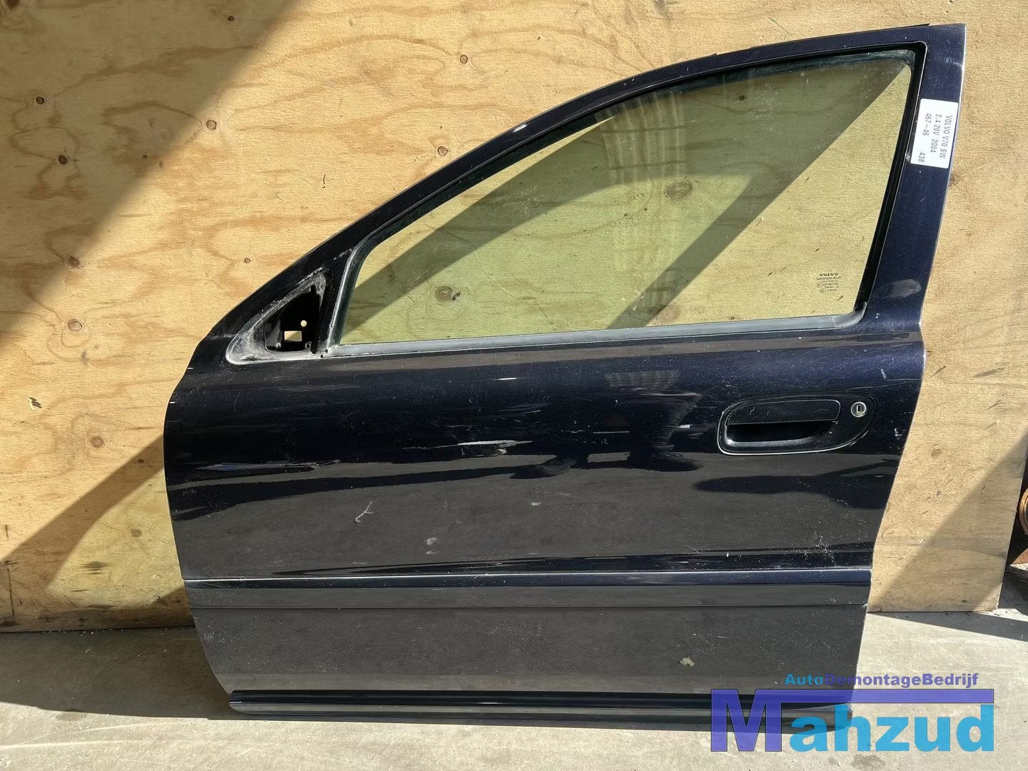 VOLVO V70 Blauw 46746 Links voor deur 1999-2007, Gebruikt, Gunnar Engellaus vag 8
405 31  Gothenburg, SE, Deur, Info@volvocars.com