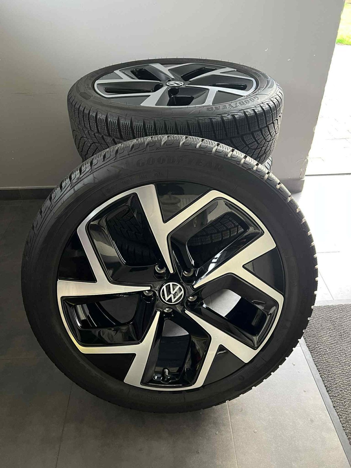 VOLKSWAGEN ID.3 215/50/R19 WINTERSET WELLINGTON, Banden en Velgen, Winterbanden, Personenwagen, Ophalen