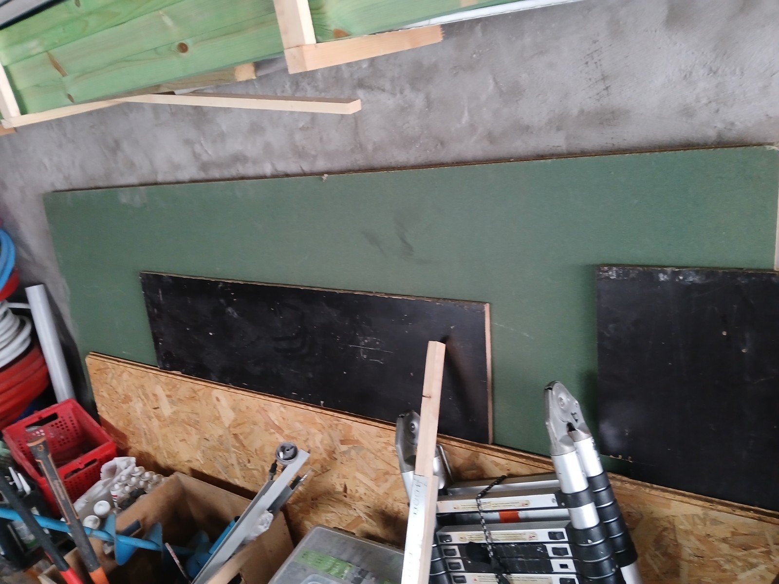 spaanplaat groen voor  2 stuks 40€  250x125x1,8cm, Doe-het-zelf en Bouw, Hout en Planken, Ophalen