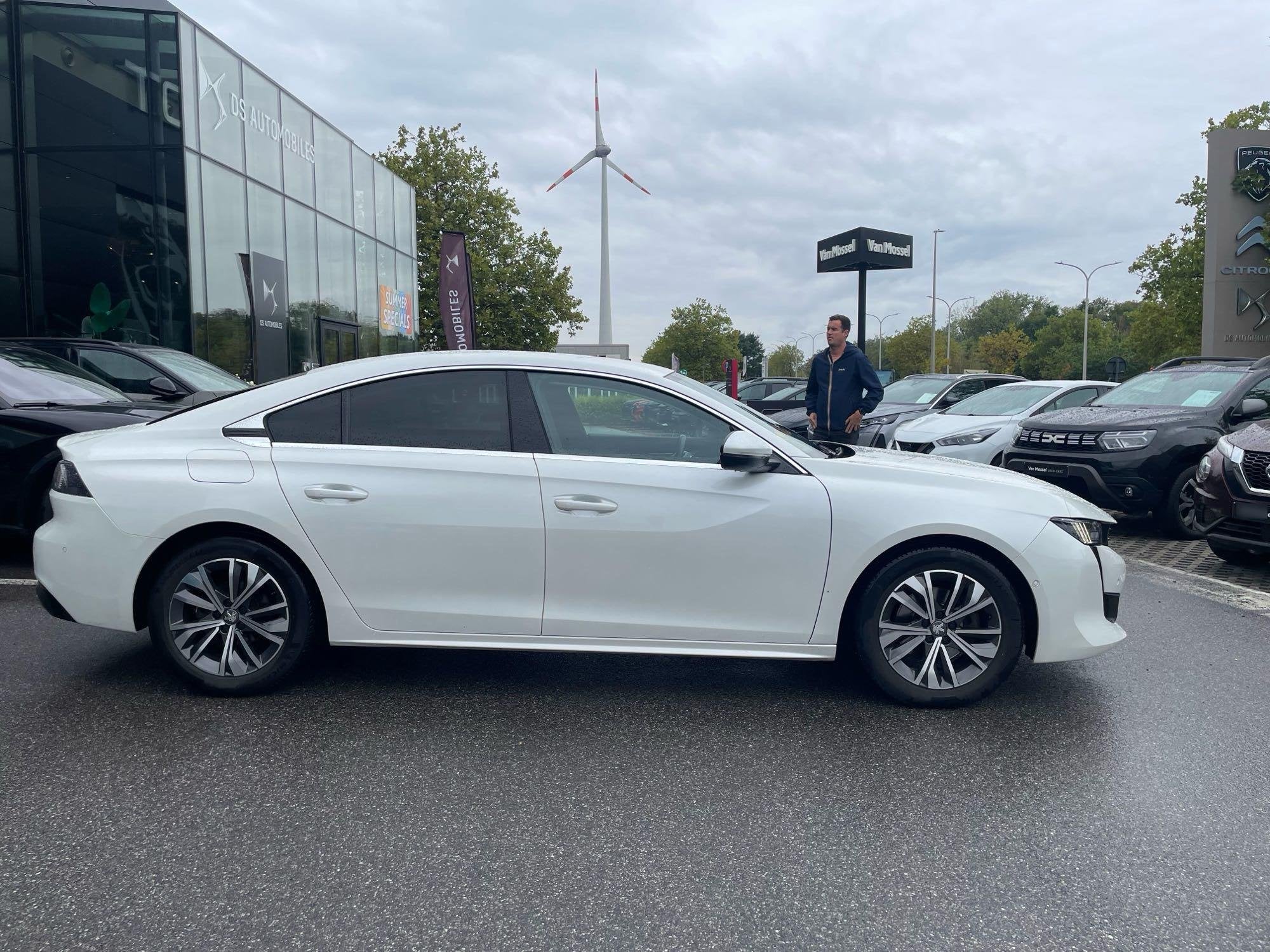 Peugeot 508 1.5 BlueHDi 130 S&S EAT8 Active Pack, Entreprise, Carnet d'entretien, 131 ch, 5 portes