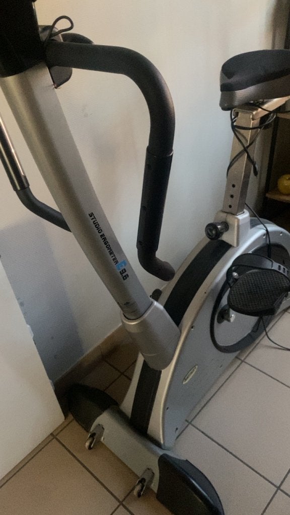 Velo électrique de sport, Fietsen en Brommers, Ophalen of Verzenden, Zo goed als nieuw, Overige merken