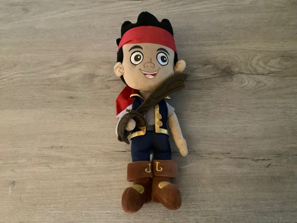 Disney Junior Jake the Pirate pluche character (35 cm), Disney, Disney, Overige typen, Ophalen of Verzenden