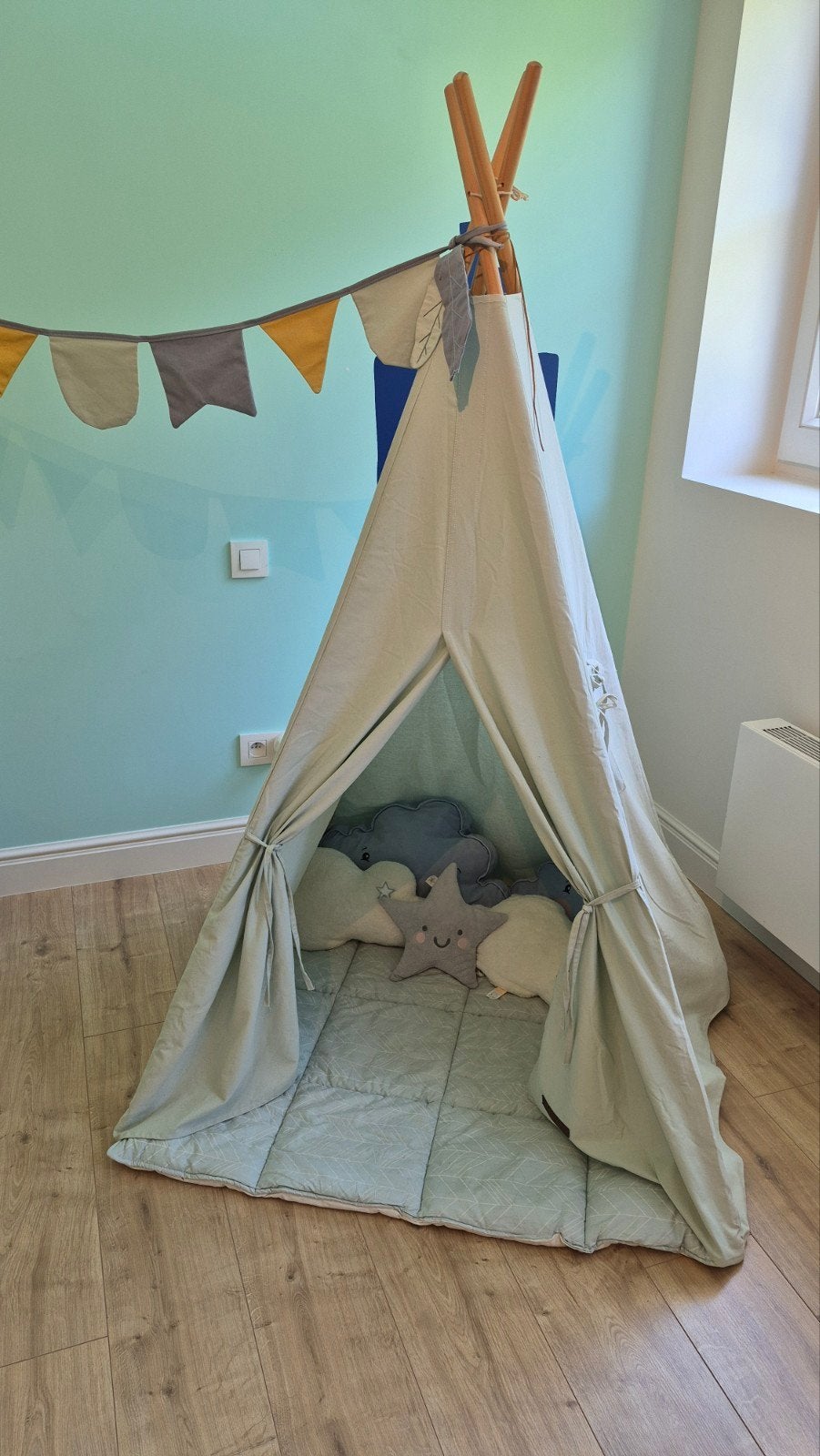 Tente de jeu à tipi Little Dutch, avec coussins et drapeau, Enlèvement, Utilisé
