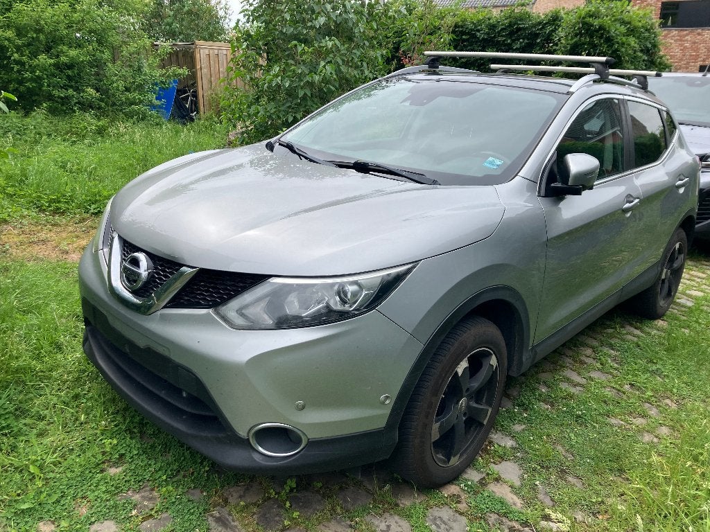 Nissan Qashqai Tekna 1.6 dCi 130 ch – 335.000 km, Auto's, Nissan, Voorwielaandrijving, Euro 6, Leder, Particulier