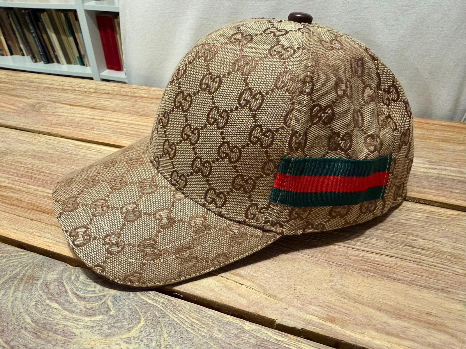 Beige gucci pet, Vêtements | Hommes, Chapeaux & Casquettes, Enlèvement, Neuf, One size fits all, Casquette