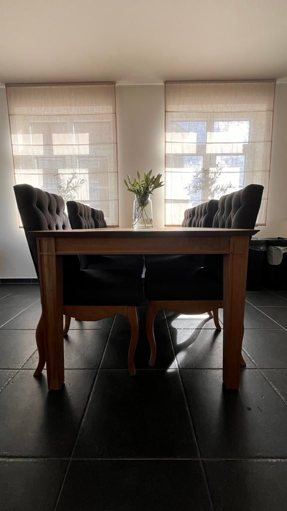 Tafel en kast in massief eik (afzonderlijk te verkrijgen), Huis en Inrichting, Ophalen, Zo goed als nieuw