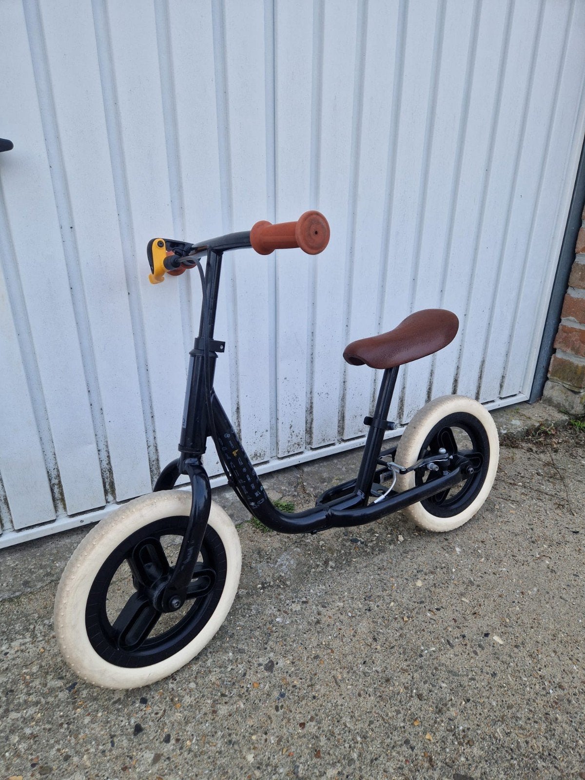 Btwin Loopfiets Runride 500 met handrem – 10 inch, Kinderen en Baby's, Ophalen, Loopfiets