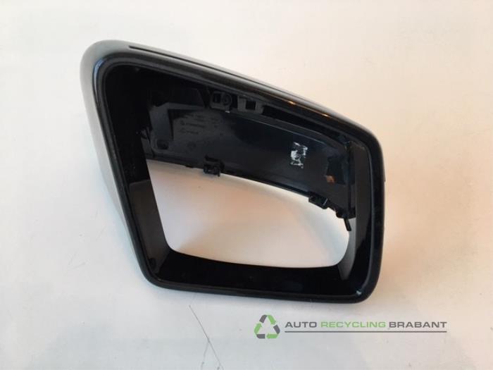 Coque rétroviseur droit d'un Mercedes ML-Klasse, Autos : Pièces & Accessoires, Rétroviseurs, -, 3 mois de garantie, Utilisé, -