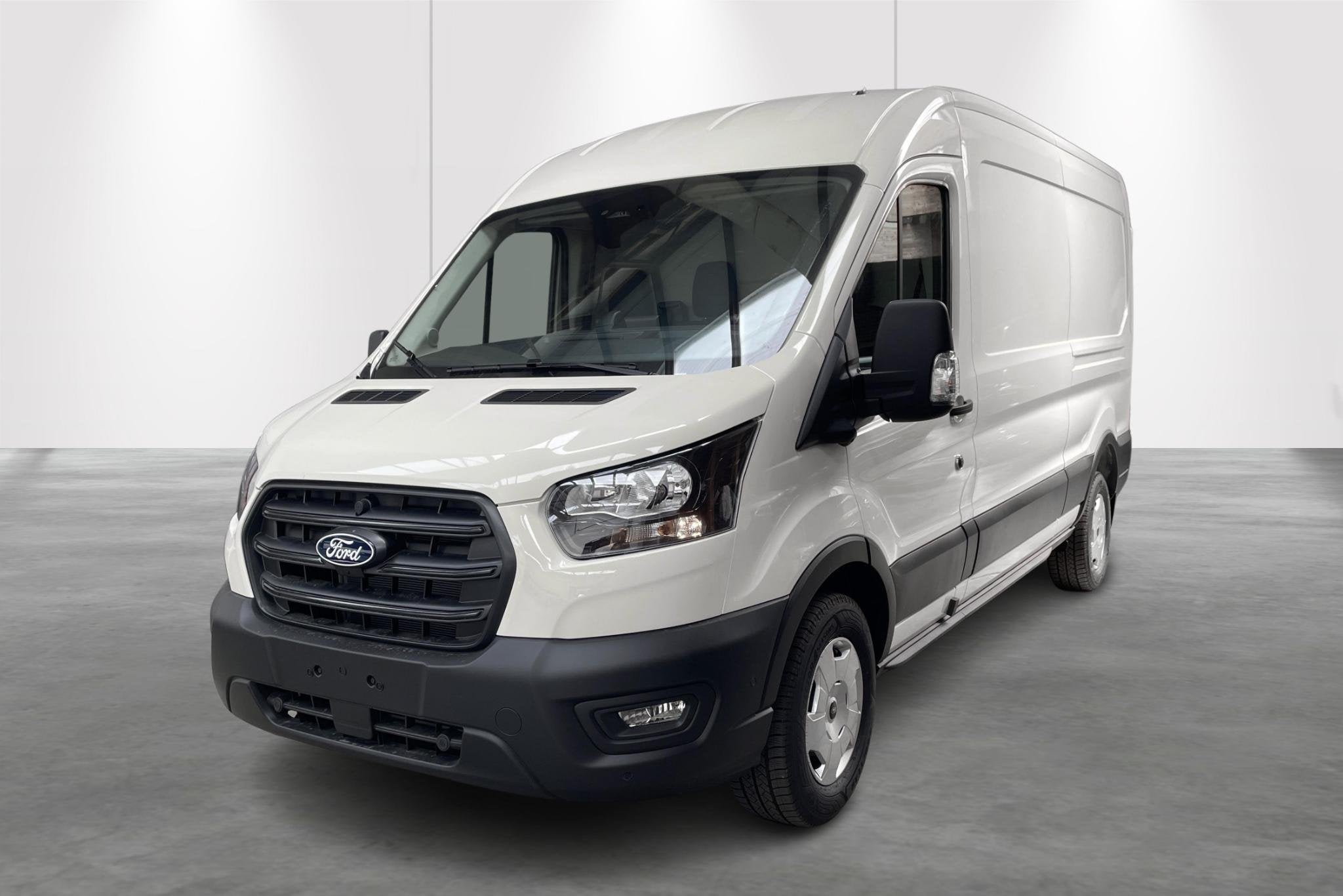 Ford Transit 350L 2.0TD 130pk 96kW M6 Trend, Autos, Neuf, 224 g/km, Entreprise, 3 places