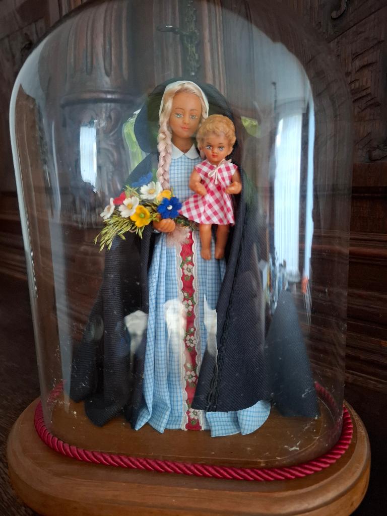mariabeeld van was onder stolp, Antiek en Kunst, Ophalen