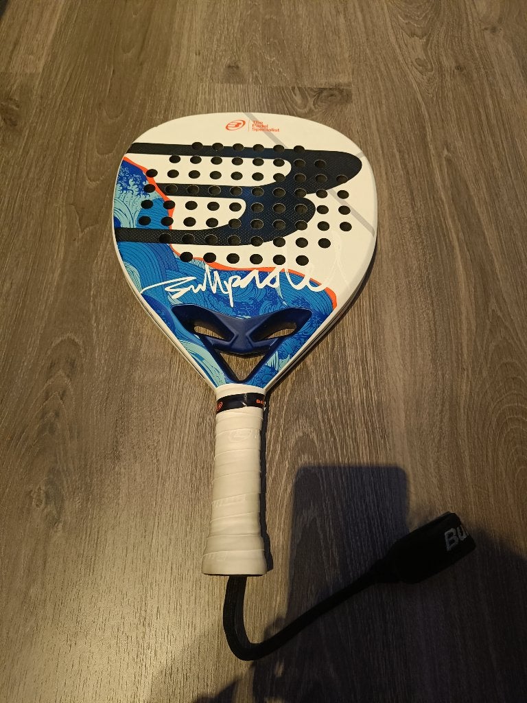 Ionic Power Bullpadel, Sports & Fitness, Padel, Enlèvement ou Envoi, Comme neuf, Raquette de padel