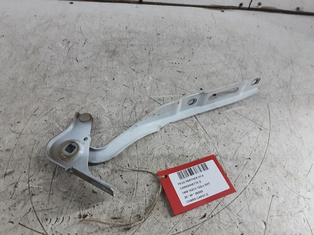 CHARNIERE DE CAPOT GAUCHE Partner (EA / / EF / EN / EU), Autos : Pièces & Accessoires, Kontakt-peugeot@peugeot.com, Utilisé, Peugeot Deutschland GmbH