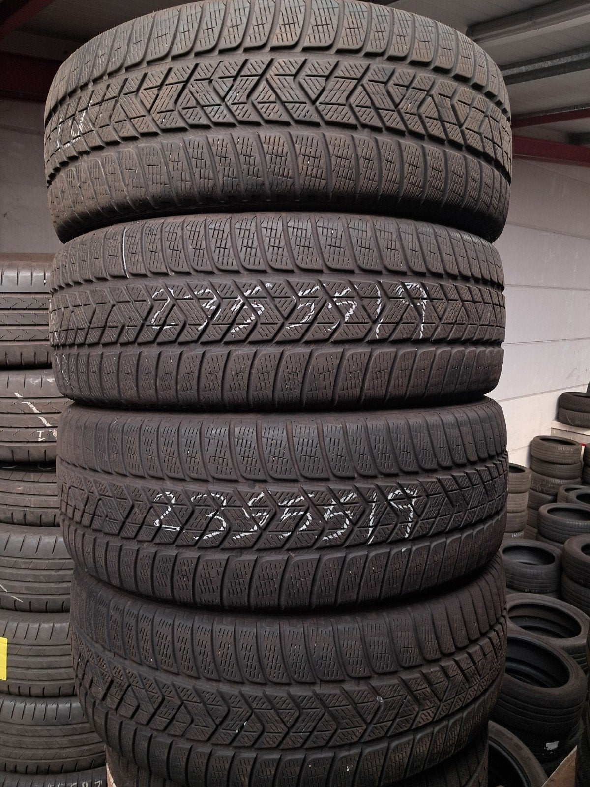 235/55/19 2355519 235/55R19 hiver Pirelli, Autos : Pièces & Accessoires, Enlèvement