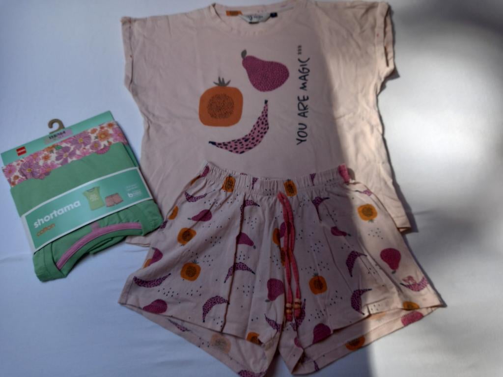 Pyjama met short 12 jaar, Ophalen of Verzenden, Meisje