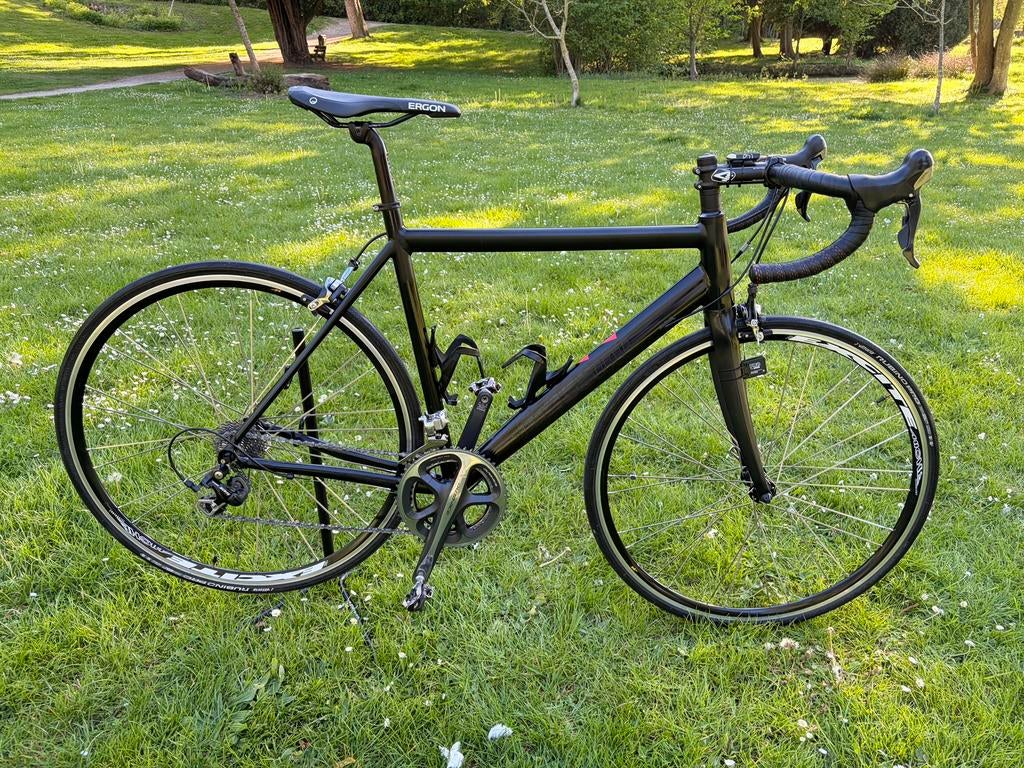 Koersfiets zoals nieuw in Leuven, Enlèvement, Comme neuf, Aluminium