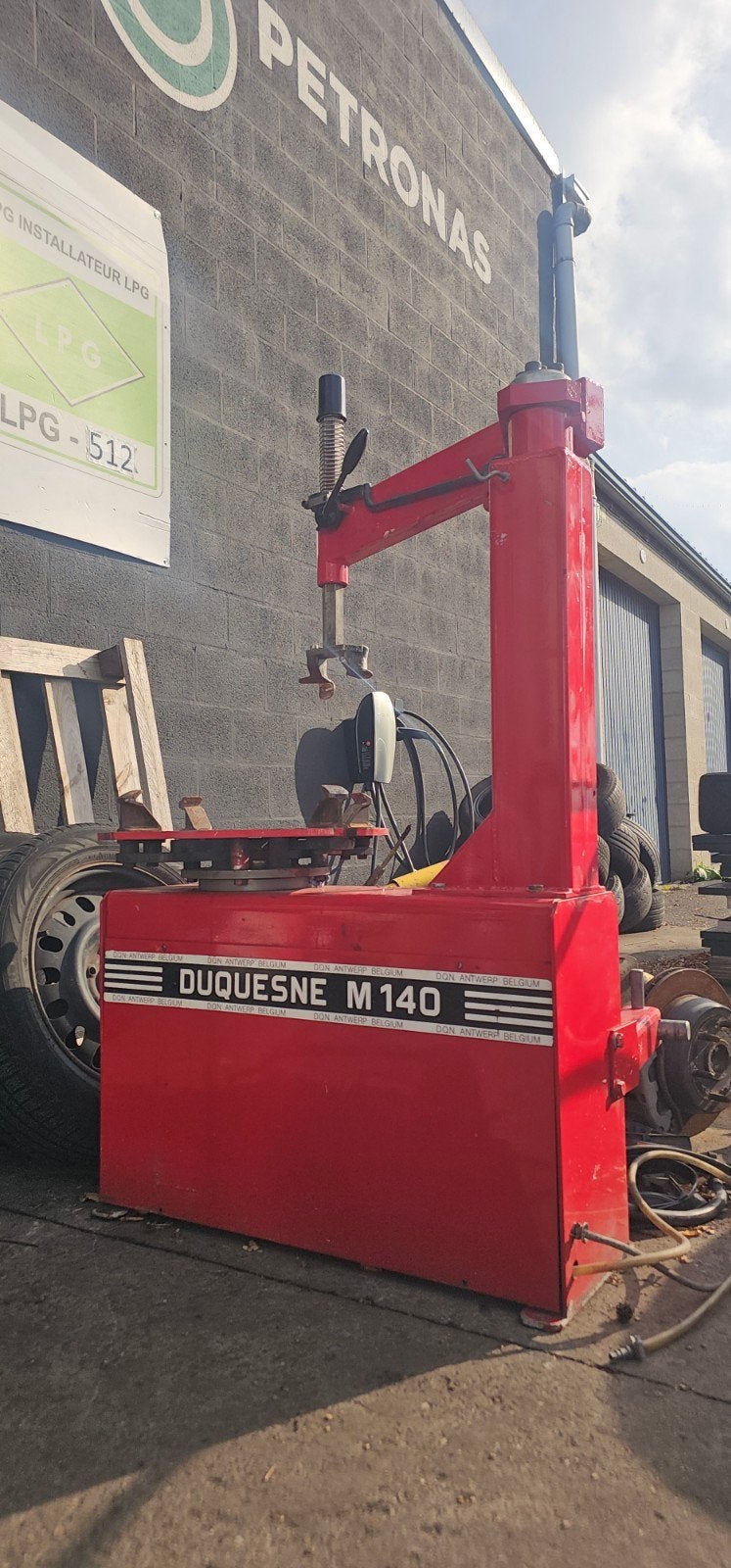 Duquesne M140 bandenwisselaar, Enlèvement, Comme neuf
