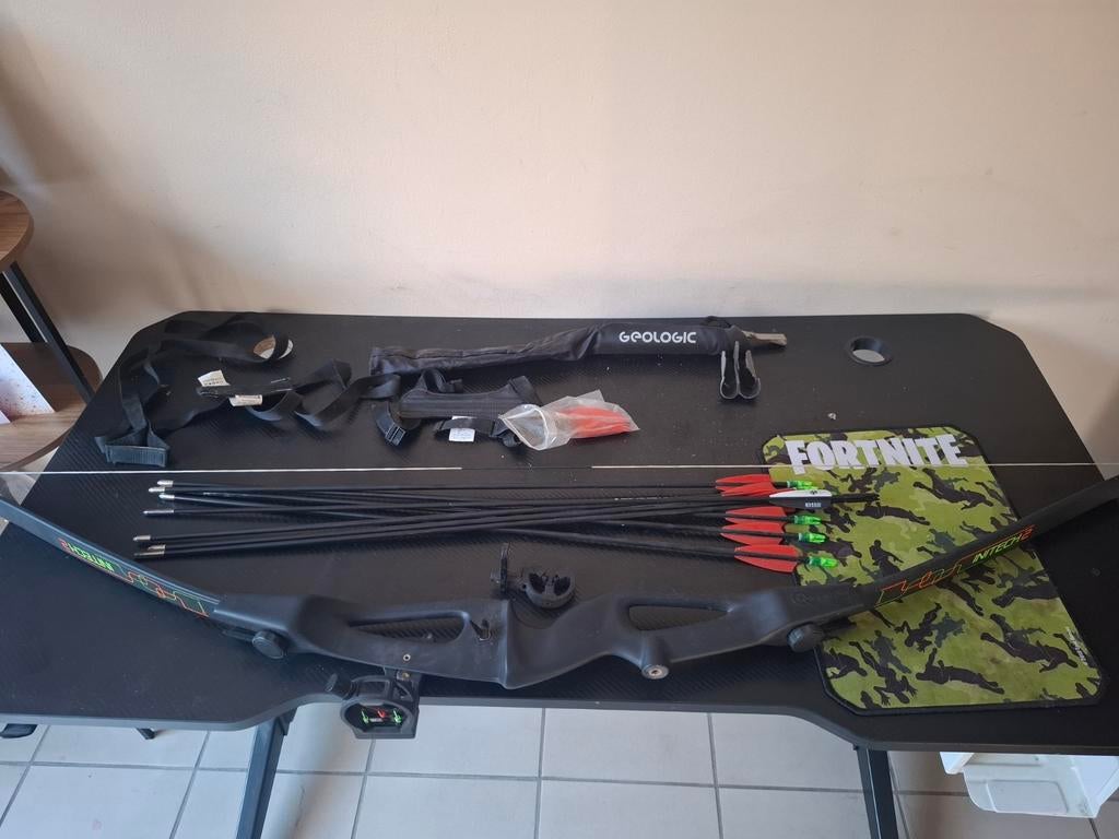 Boog set, Sports & Fitness, Tir à l'arc, Enlèvement, Comme neuf, Arc recurve