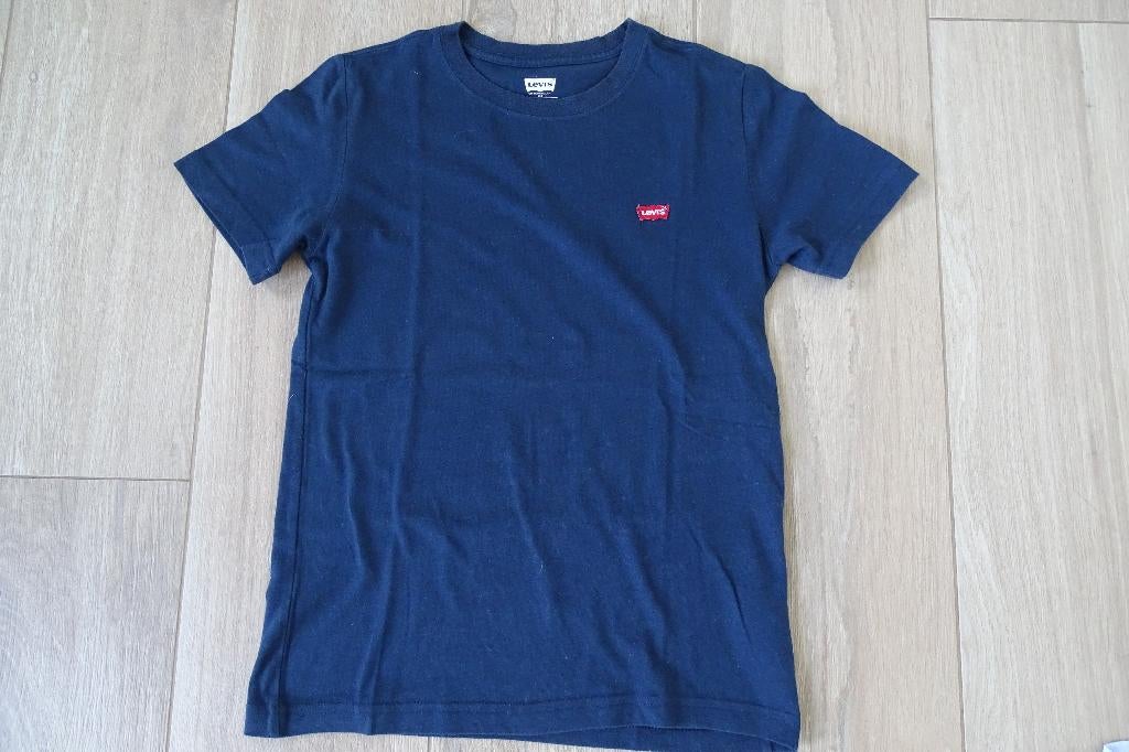 Donkerblauwe T-shirt Levi's maat 152, Enfants & Bébés, Vêtements enfant | Taille 152, Garçon, Enlèvement ou Envoi, Chemise ou À manches longues