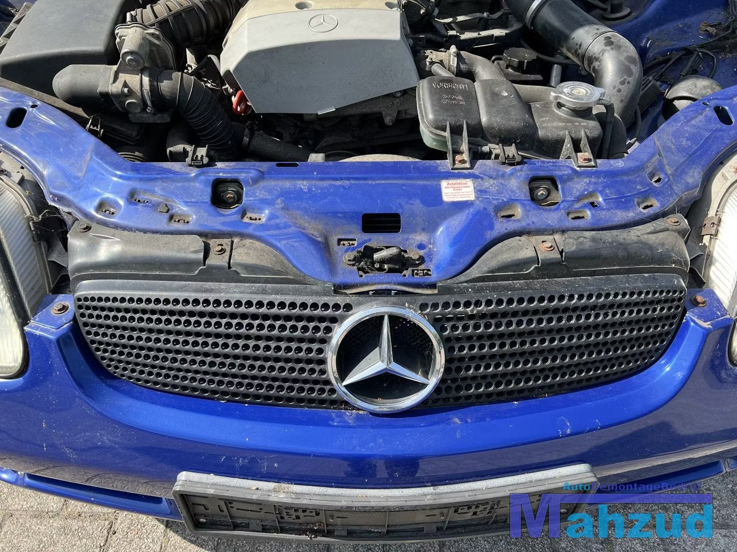 MERCEDES SLK R170 Grille 1996-2004, Auto-onderdelen, Carrosserie, Gebruikt, Mercedes-Benz AG, Mercedes-Benz, Mercedesstrasse 120
70372  Stuttgart, DE