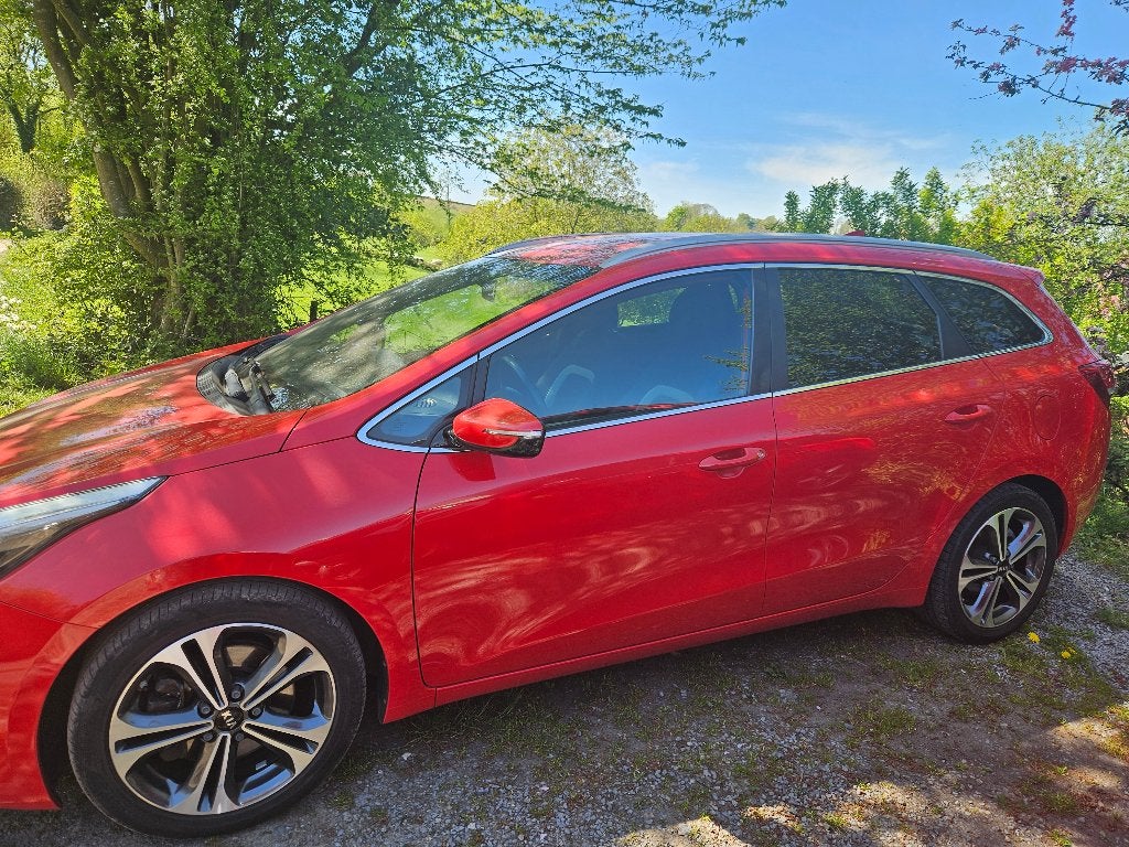 Kia ceed sw gtline, Rouge, Achat, 998 cm³, Euro 6