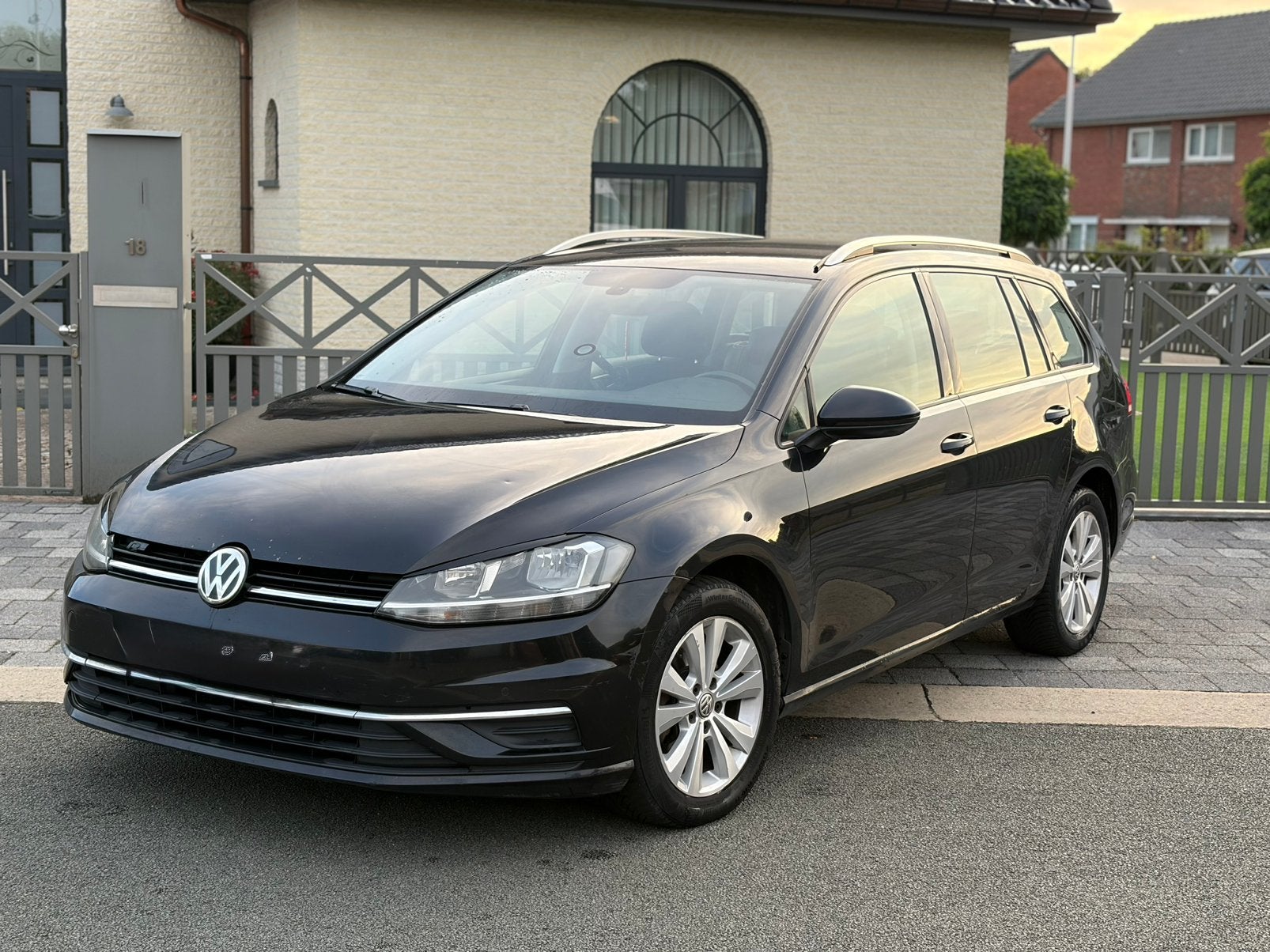 VW Golf 7 Variant 1.6 TDI – 2017 – Navi – Goed onderhouden, Autos, Achat, Diesel, Climatisation automatique, Golf