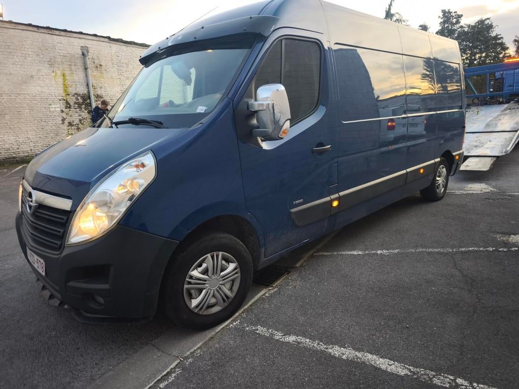 Opel Movano 2.3 BITURBO 163 PK 240 000km, Auto's, Bestelwagens en Lichte vracht, Ophalen