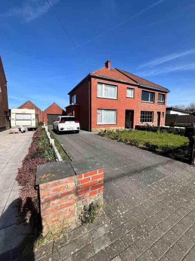 Huis, Immo, Huizen en Appartementen te koop, Overige soorten, 500 tot 1000 m², 2 kamers, Leffinge