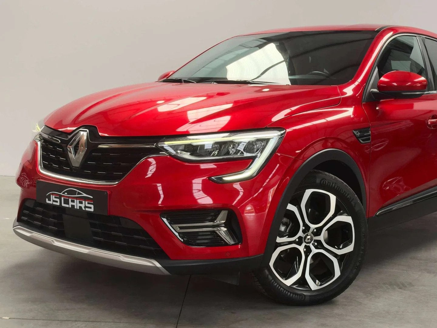 Renault Arkana 1.6 E-TECH-COCKPIT-CARPLAY-CAMERA-GPS-JANTES1, Auto's, Automaat, Arkana, Gebruikt, 4 cilinders