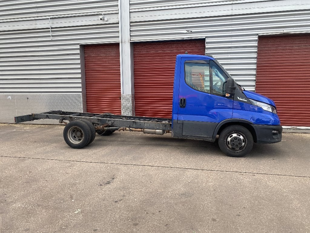 Iveco Daily, châssis et cabine, Euro 6, dommages mineurs, 100 kW, Achat, Euro 6, 2 portes