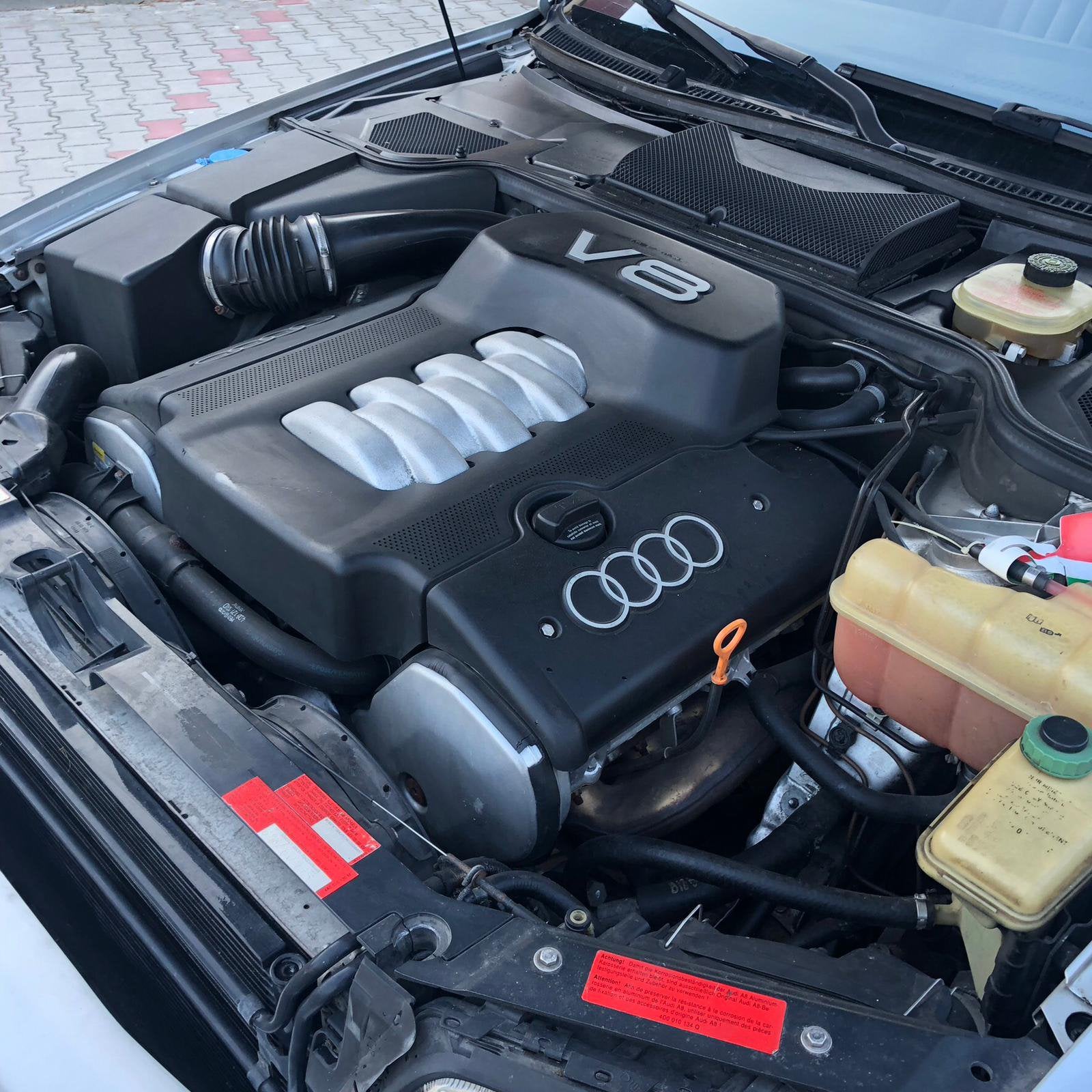 Audi A8 4.2 Quattro oldtimer, foto 6
