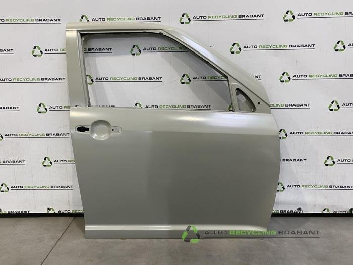 Portière 4portes avant droite d'un Suzuki Swift, Neuf, Porte, -, -