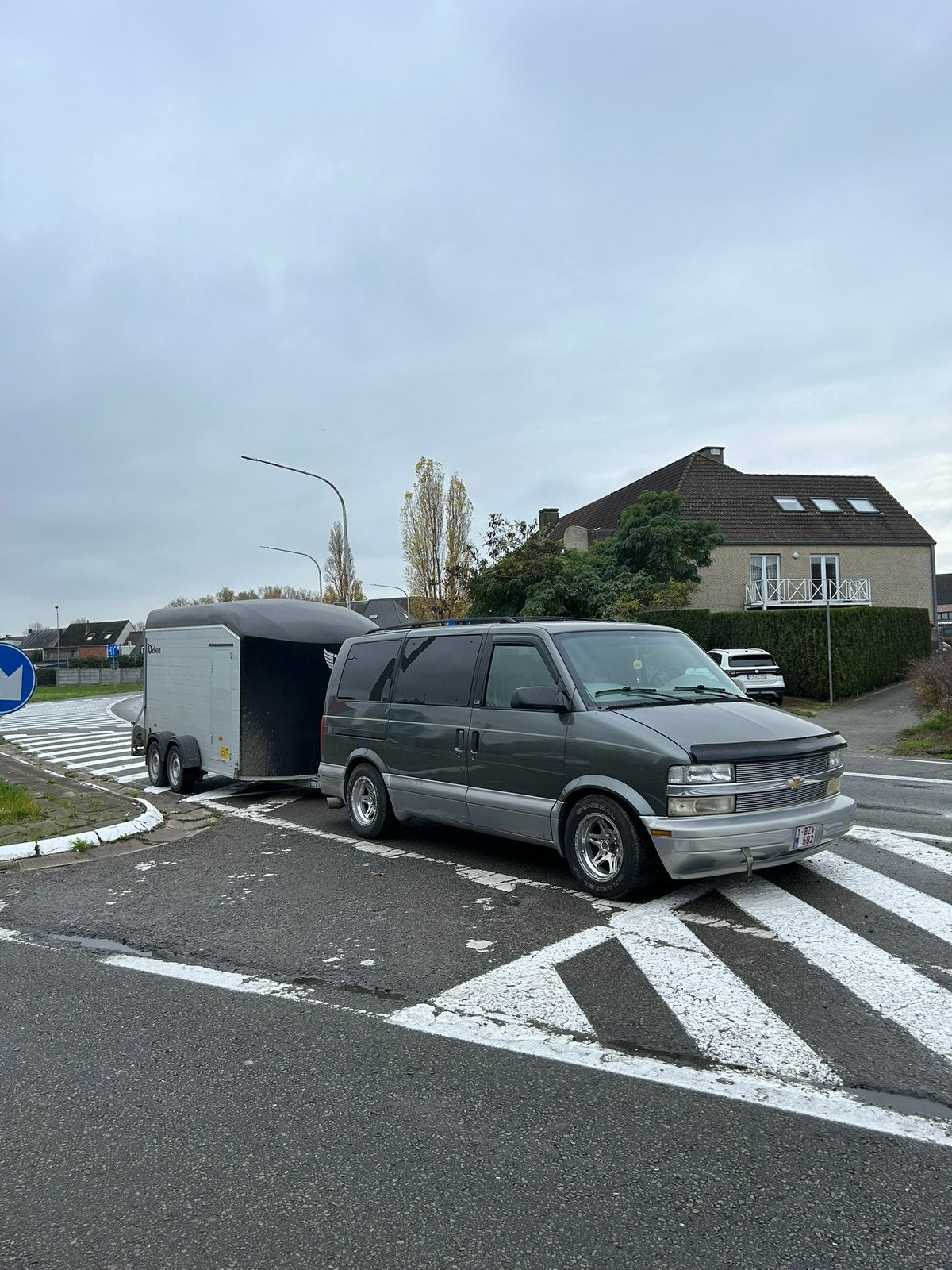 Chevrolet astro lichtevracht lpg, Auto's, Automaat, 4 deurs, Achterwielaandrijving, Beige