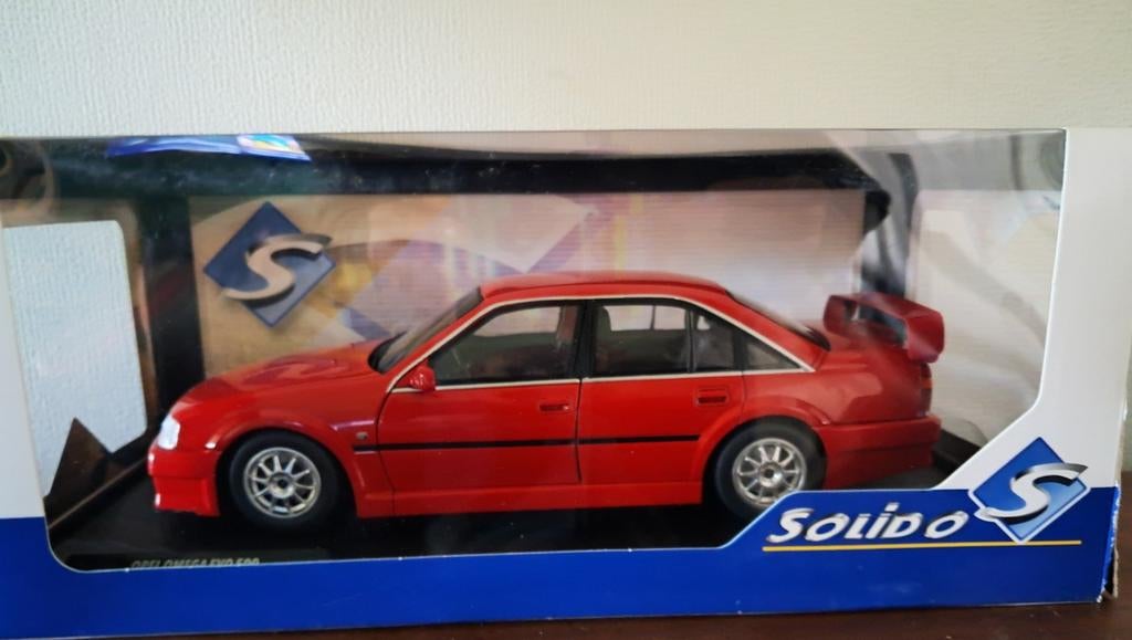 Opel Omega Evo 500 Irmsher, Hobby en Vrije tijd, Modelauto's | 1:18, Ophalen of Verzenden, Solido