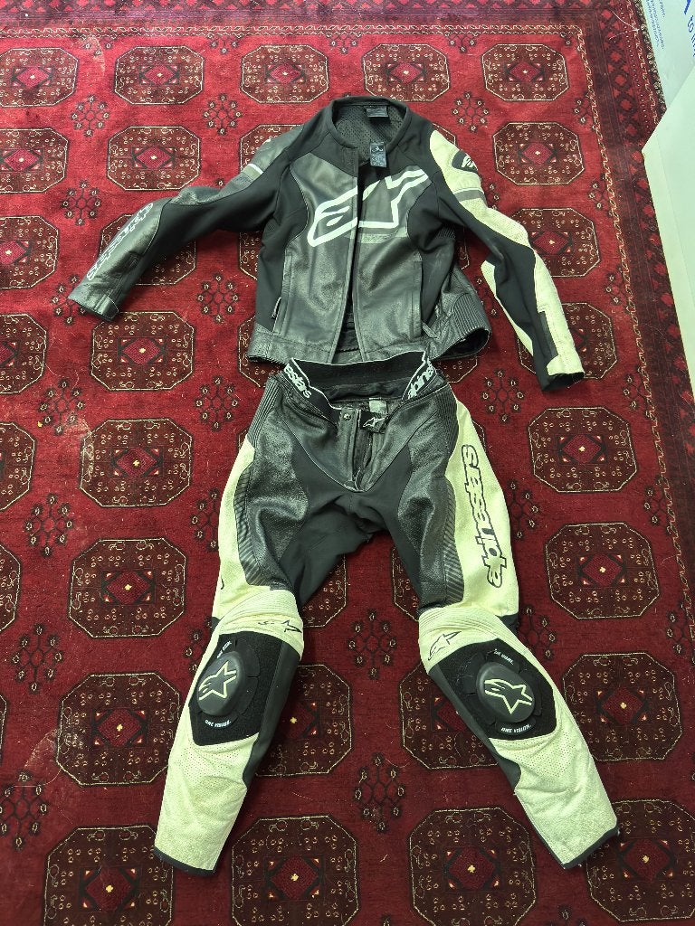 Alpinestar GP Force 2 piece, Motoren, Ophalen