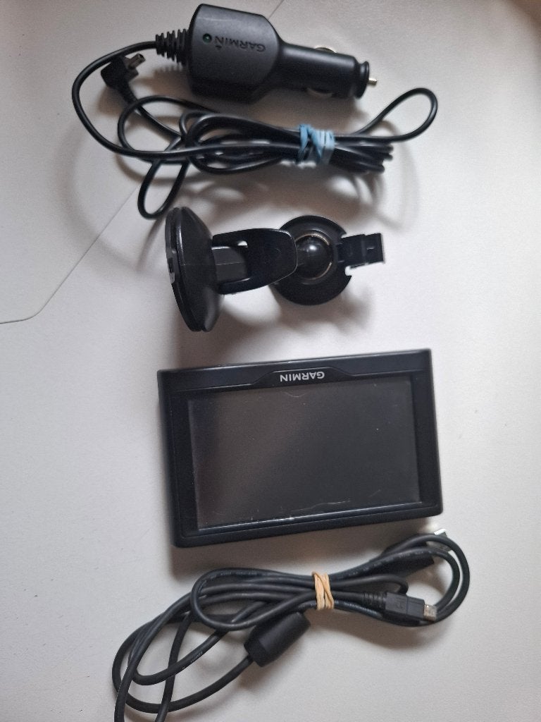 garmin nuvi 57lm, Enlèvement, Utilisé
