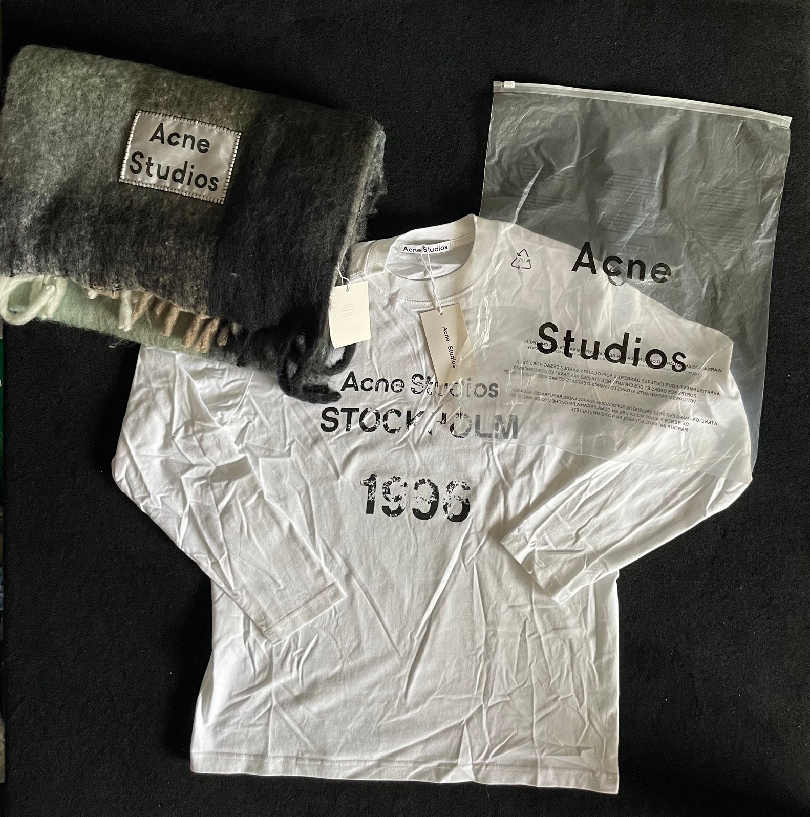 1+1!! Acne Studios long sleeve + gratis acne studios sjaal, Enlèvement ou Envoi, Neuf, Taille 46 (S) ou plus petite, Blanc