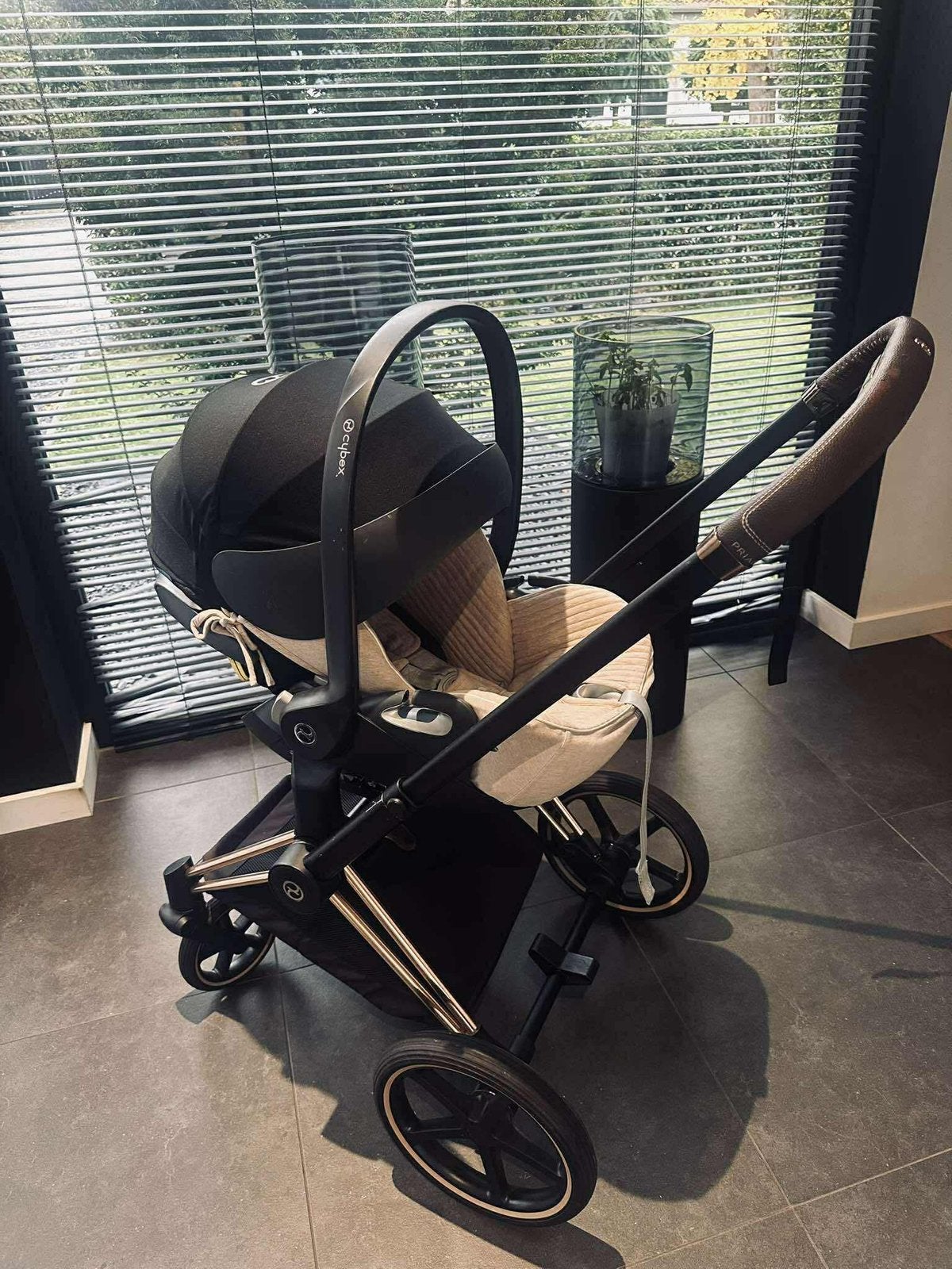 Cybex Priam, Enfants & Bébés, Poussettes & Combinaisons, Autres marques, Avec siège auto, Comme neuf, Enlèvement