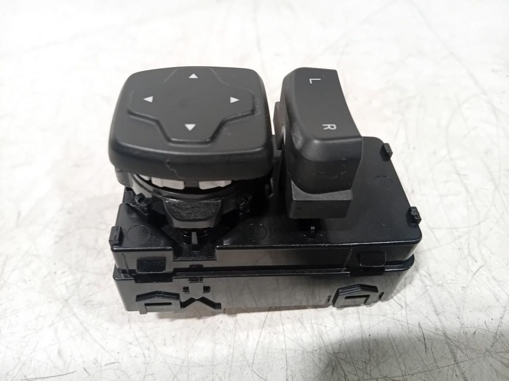 Schakelaar elektrisch spiegels Hyundai Kona, Onderdelen@venauto.nl, Van der Ven Autorecycling B.V., Gebruikt, Ettenseweg 76, 4706 PB Roosendaal, The Netherlands