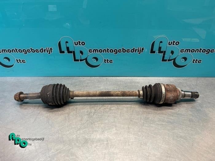Arbre de transmission avant gauche d'un Peugeot 107 (107 05-, Autos : Pièces & Accessoires, -, 3 mois de garantie, Utilisé, -