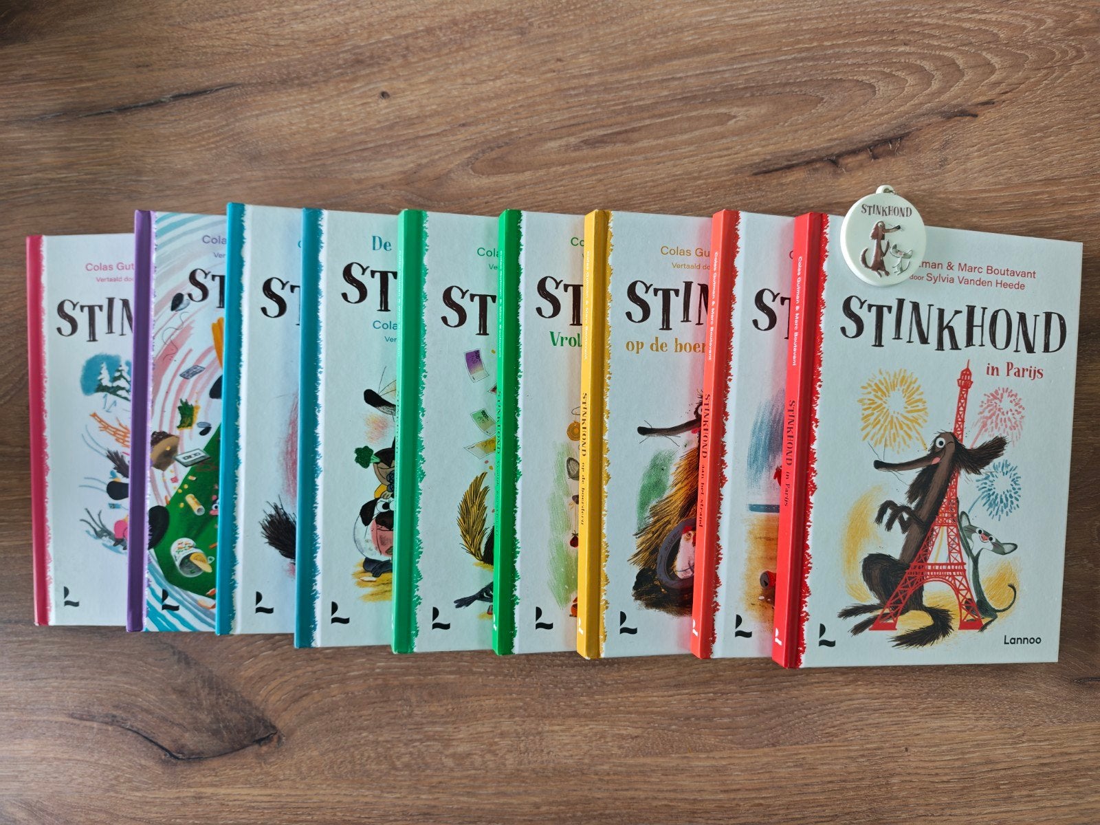 9 Stinkhond kinderboeken + leuke sleutelhanger, Boeken, Ophalen, Gelezen, Verschillende auteurs