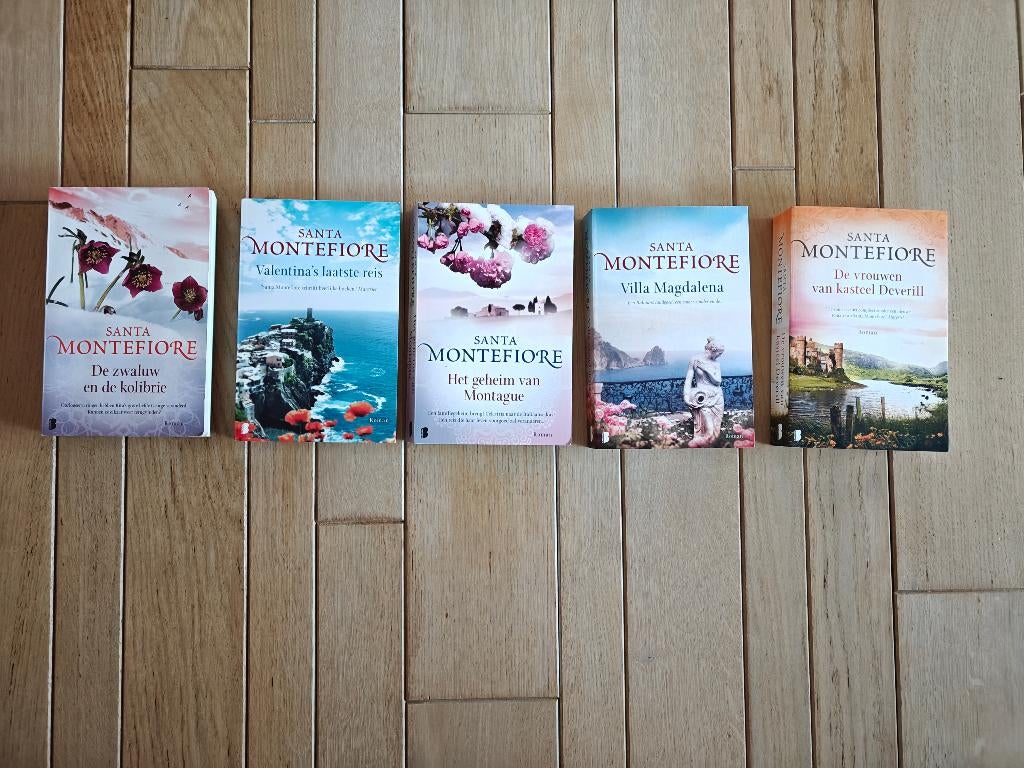 Boeken Santa montefiore, Ophalen, Zo goed als nieuw, Santa Montefiore