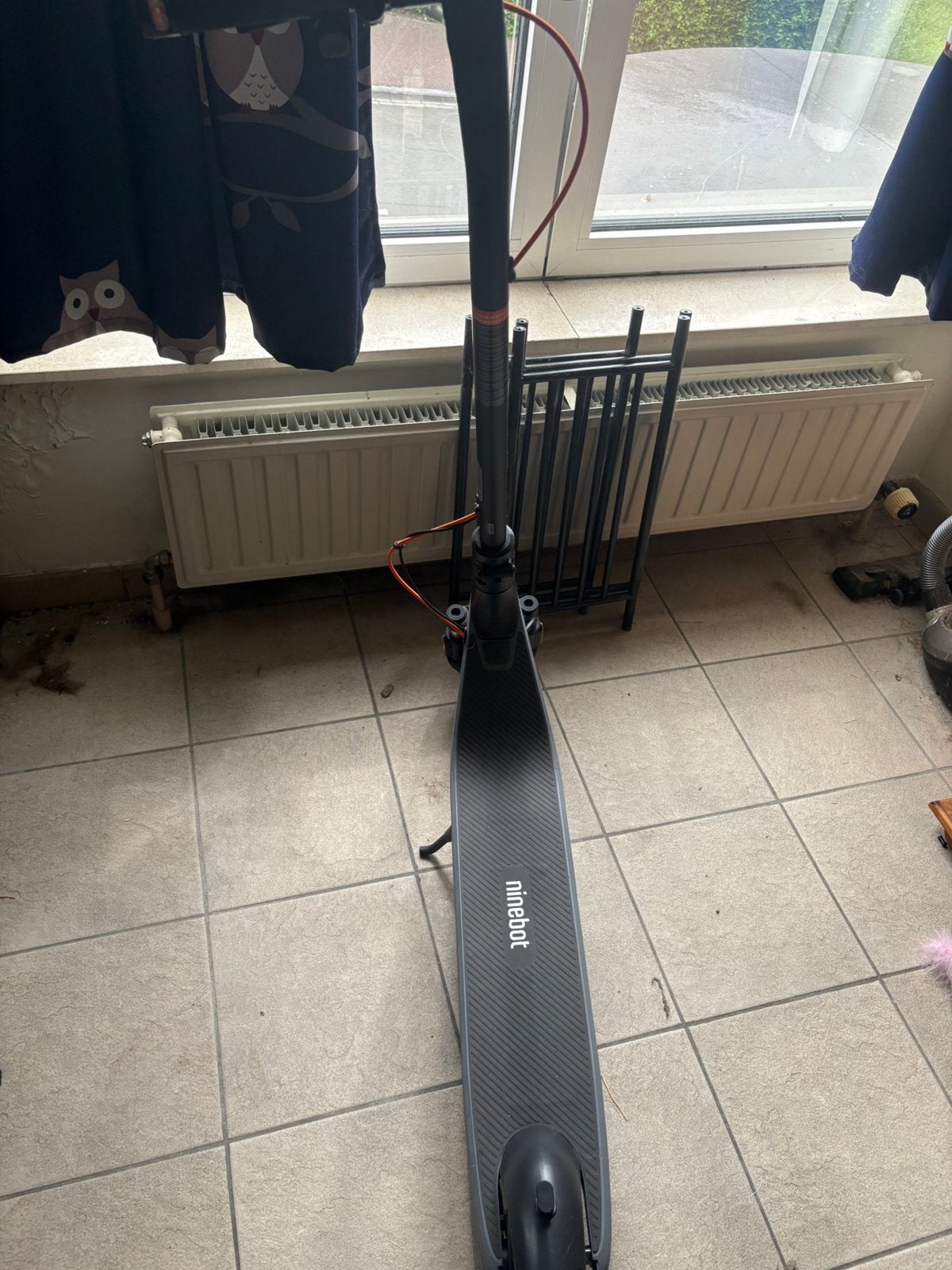 Ninebot e step, Fietsen en Brommers, Steps, Ophalen, Zo goed als nieuw