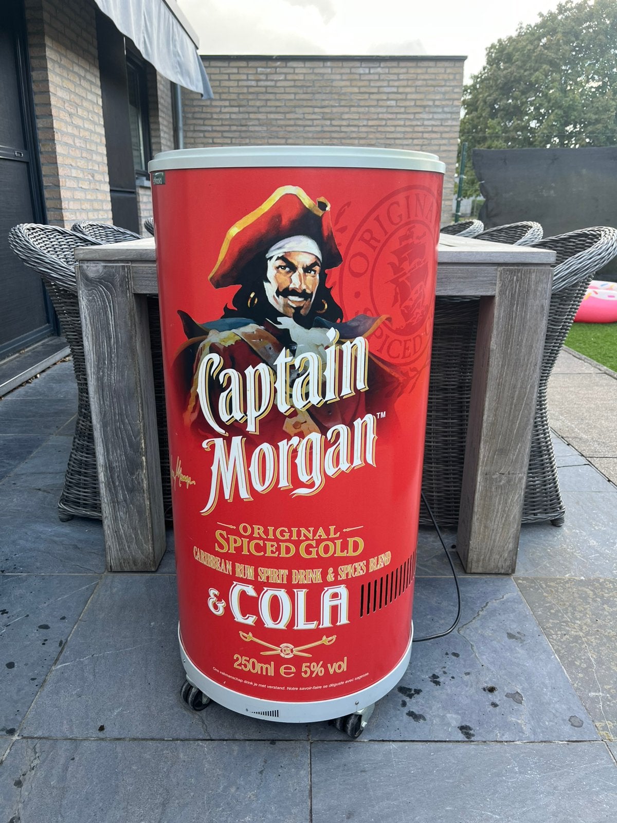 Frigo captain morgan rul cola, Verzamelen, Ophalen, Zo goed als nieuw