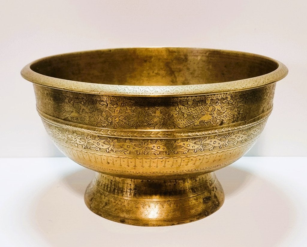 Bol de cérémonie antique à noix de bétel en bronze, finement, Enlèvement ou Envoi, Bronze